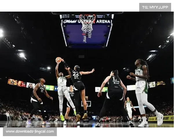 WNBA季后赛首轮：自由人横扫风暴晋级半决赛